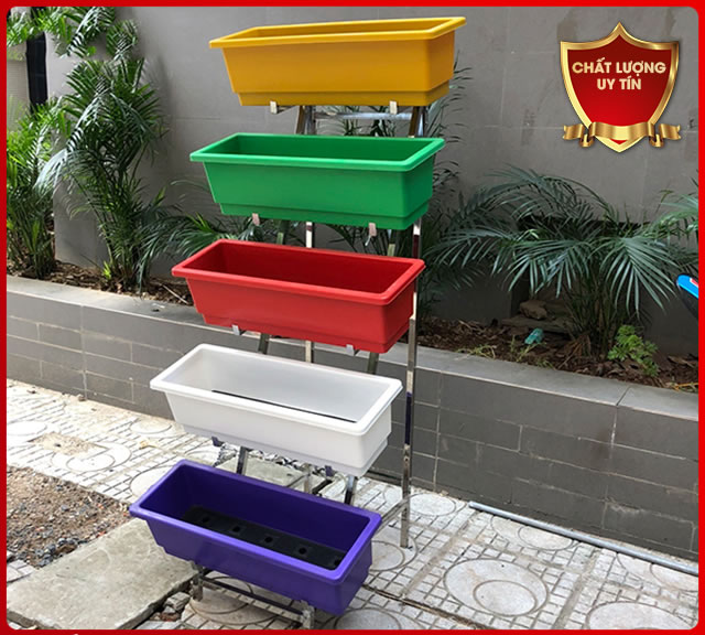 Khay chậu nhựa trồng cây rau